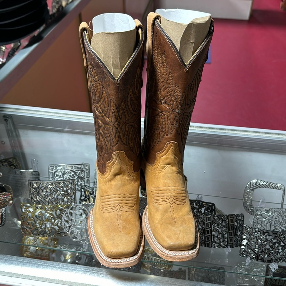 Youth brown cowboy boot
